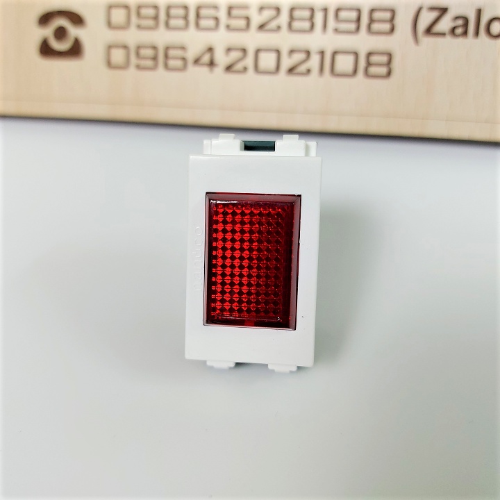 Đèn báo Nanoco màu đỏ N302RF chính hãng