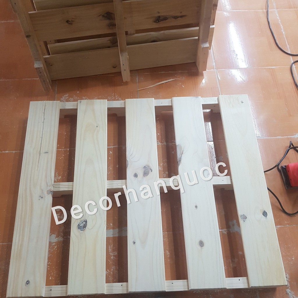 Giường Pallet - Gỗ thông tự nhiên 100% - Nhận làm theo yêu cầu | BigBuy360 - bigbuy360.vn