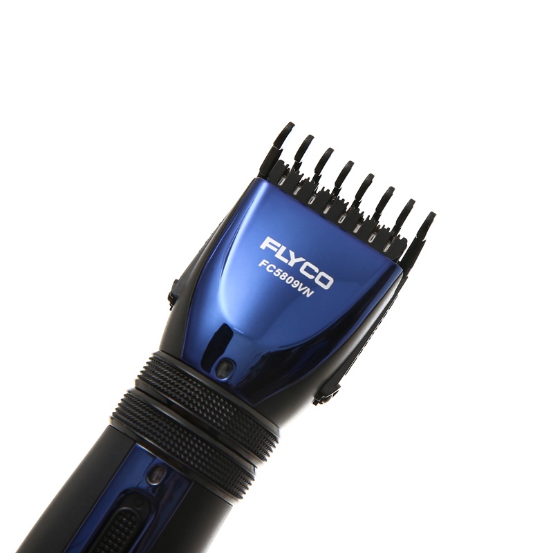 Tông đơ cắt tóc bằng pin sạc Flyco FC5809VN