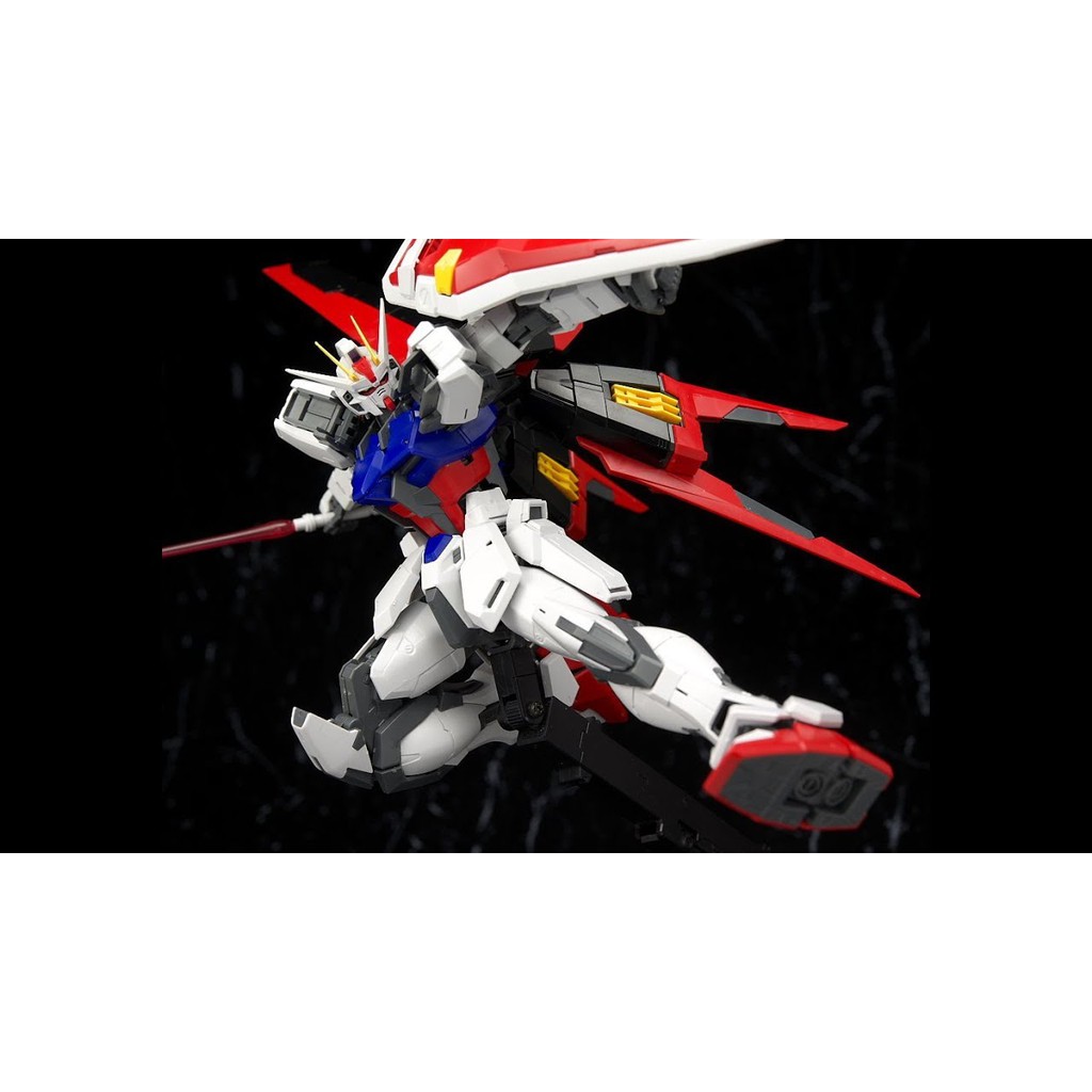 Mô Hình Lắp Ráp Gundam MG Aile Strike ver. RM (tặng kèm launcher base)
