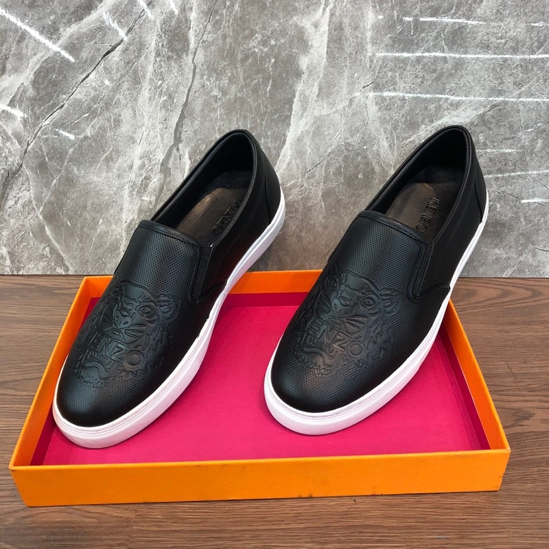 Giày slip on, giày lười da nam K E N Z O  Chất liệu da bò thật, lót da.