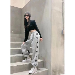 Quần thể thao cá tính