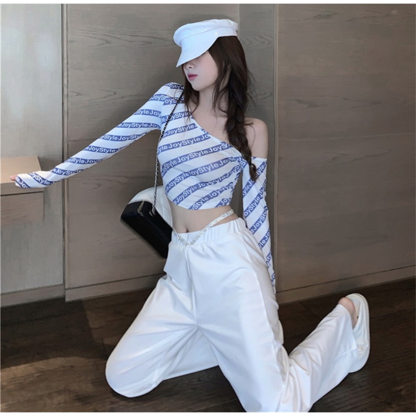 Áo thun tay dài hở vai thiết kế quyến rũ cho nữ