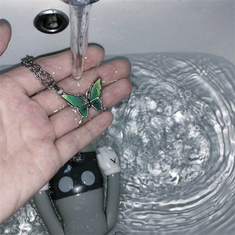 Dây Chuyền Mặt Hình Bướm Thay Đổi Màu Sắc Theo Nhiệt Độ 22264