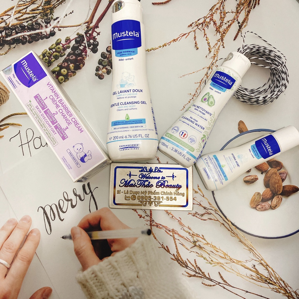 Mustela Bộ Kit Congratulation Chăm Sóc Da Bé (Bộ 4 sản phẩm)