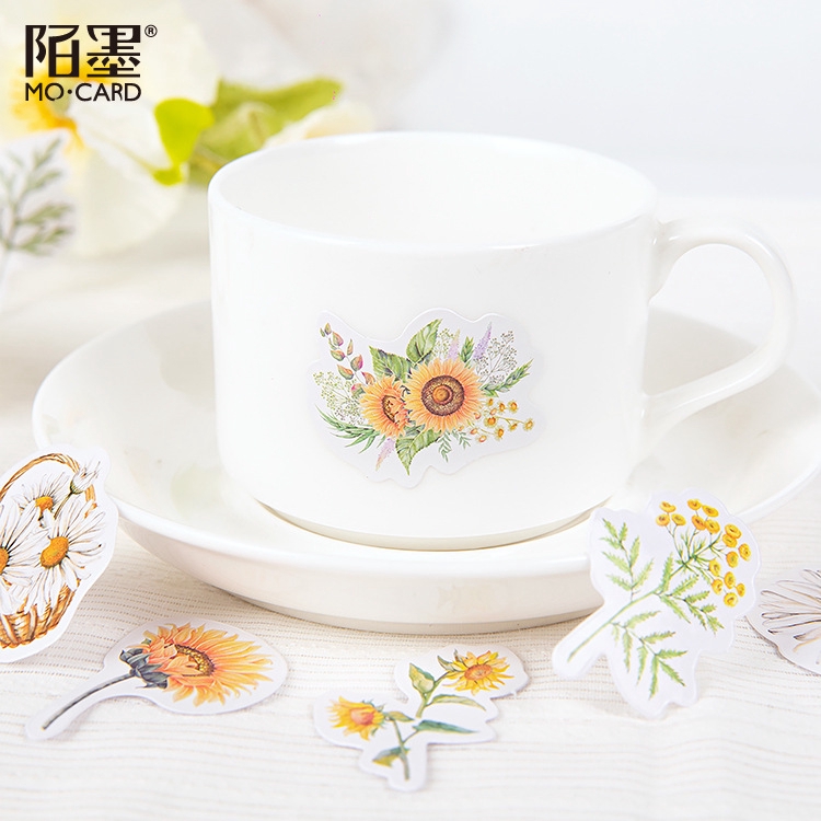 Hộp 46 Miếng Dán Trang Trí Hoa Cúc Và Hướng Dương