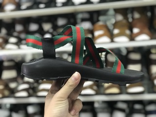 Dép Chaco nam