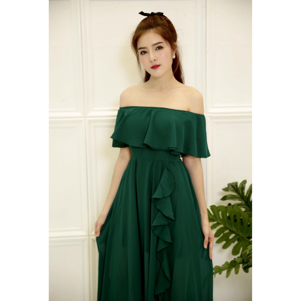 Đầm maxi trễ vai bèo xẻ tà màu xanh lá cực sang