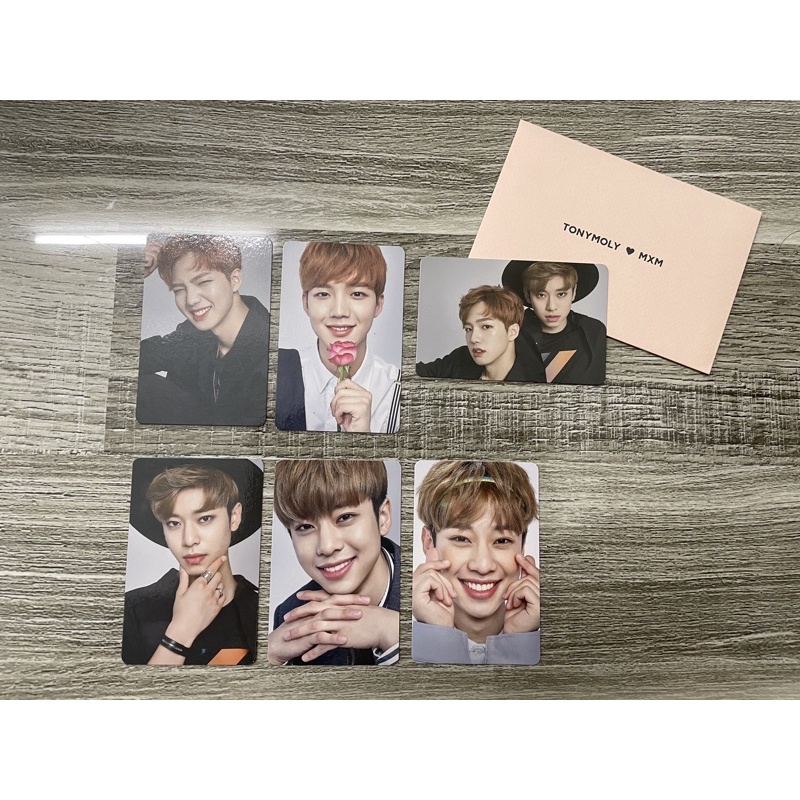 Set photocard MXM của Tony Moly