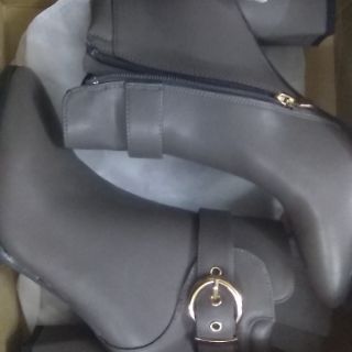 Bốt Daphne sale siêu shock