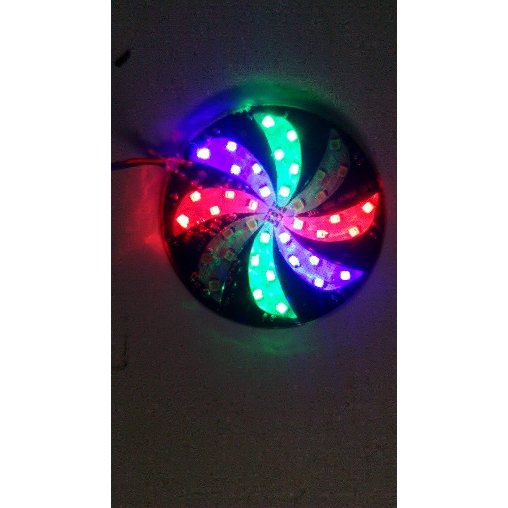 Led quạt xoay 8 cánh màu sắc đẹp tuyệt
