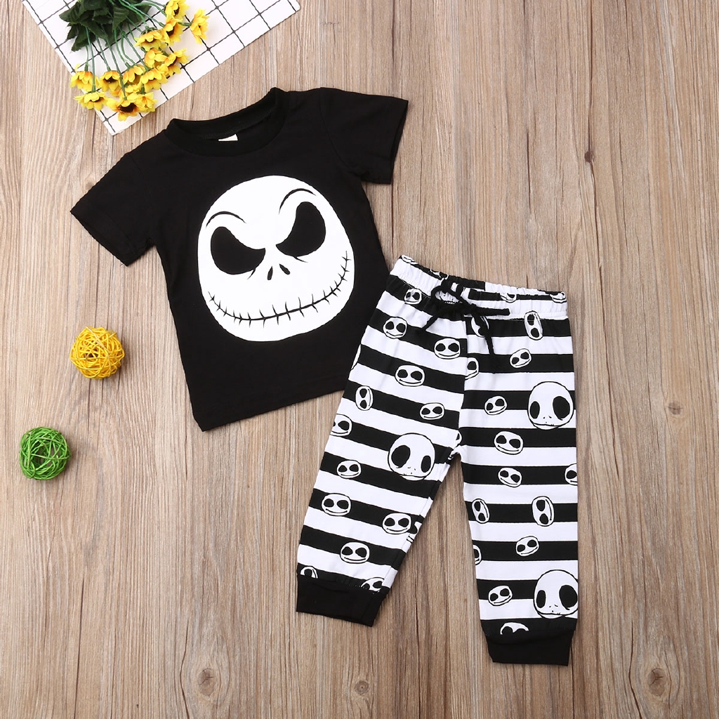 Bộ Đồ 2 Món Áo Tay Ngắn In Hình Bộ Xương Hóa Trang Halloween Cho Bé Sơ Sinh