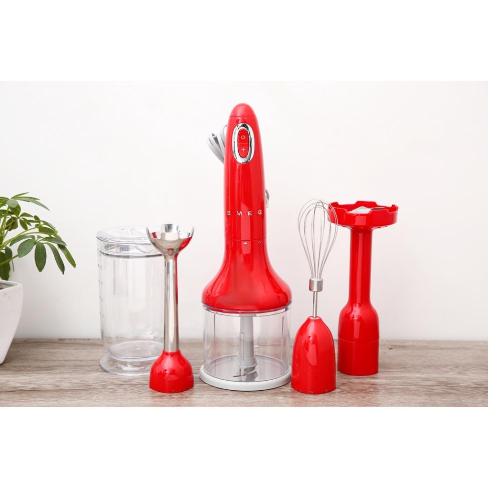 🇩🇪 Máy xay cầm tay SMEG HBF02RDEU màu đỏ giúp bạn dễ dàng xay trộn các nguyên liệu