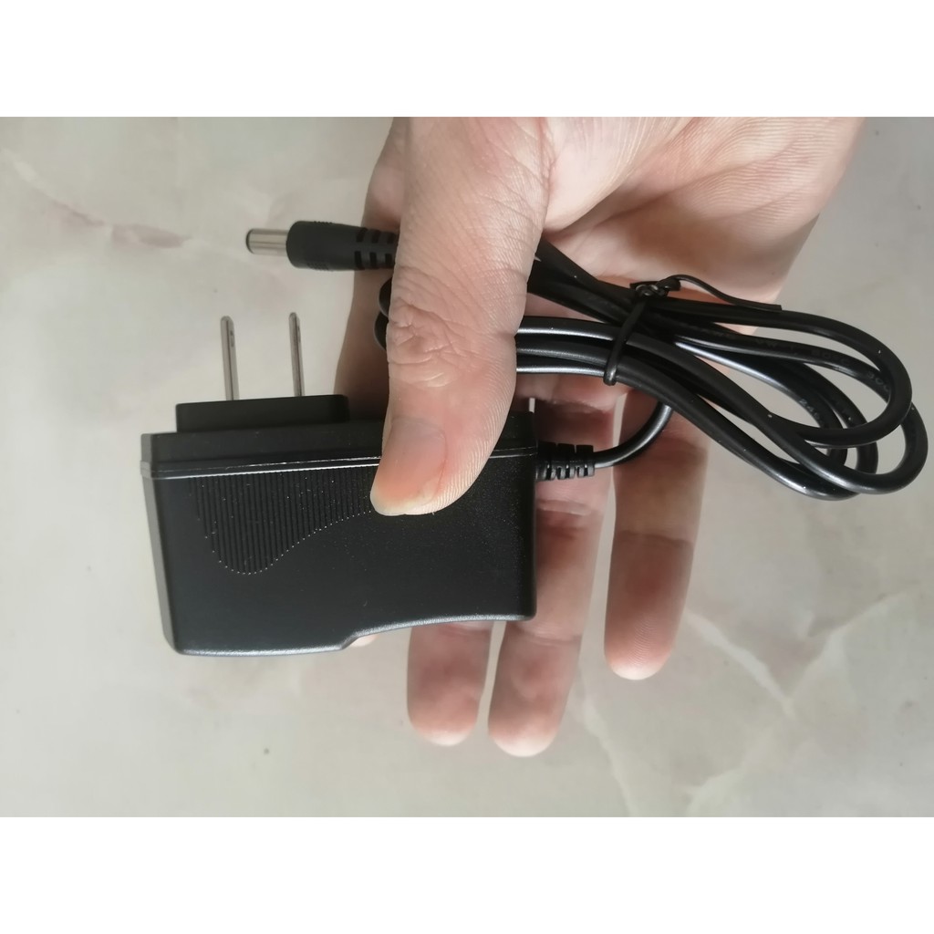 Dây nguồn TV box ra đầu tròn chuẩn  3.5mm 105cm 5V 2A