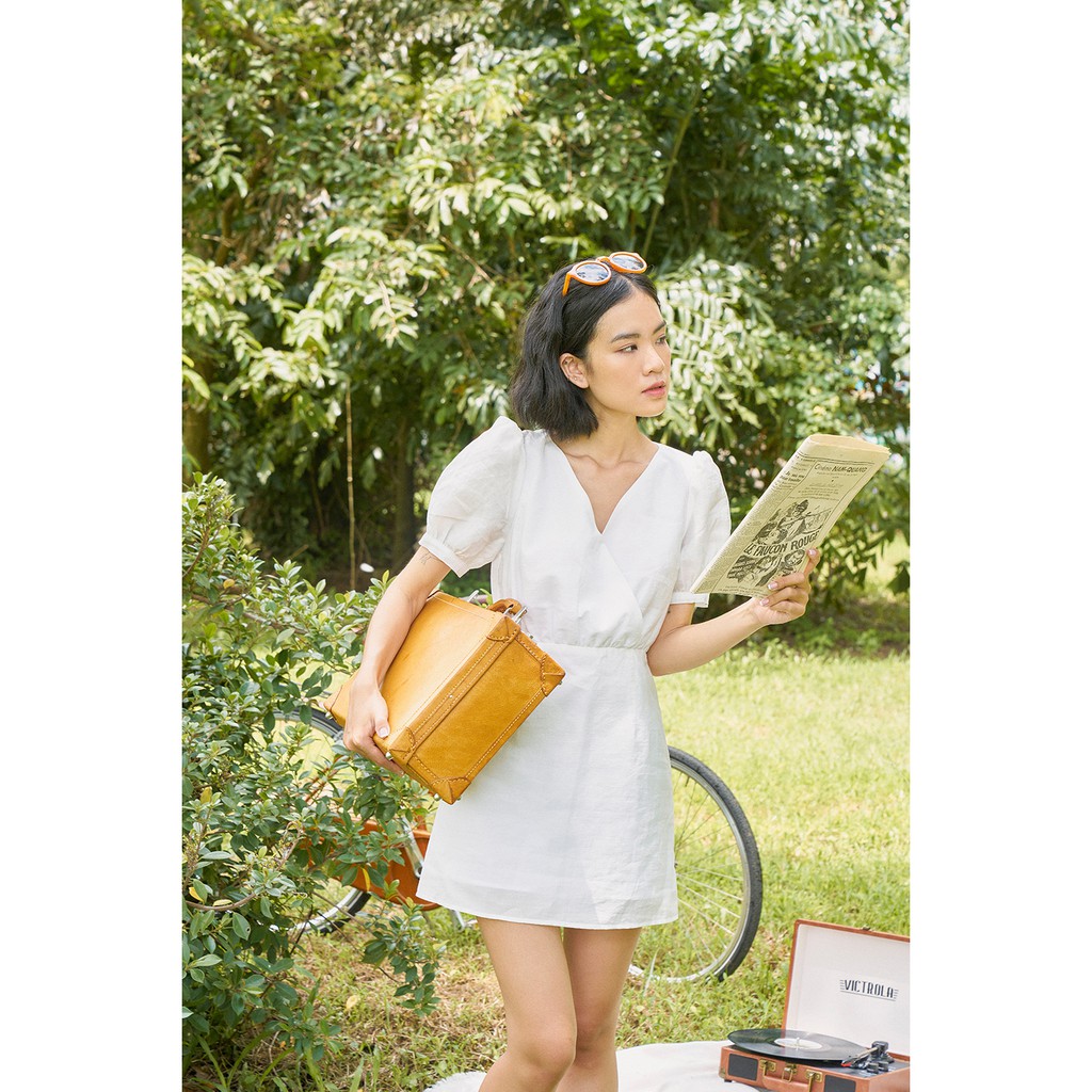 Đầm trắng tà đắp nhún eo LANEY DRESS