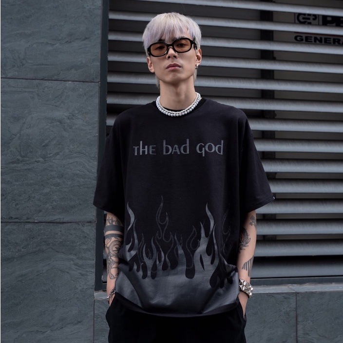 Áo phông The Bad God Black Fire HOTTREND - Áo thun tay lỡ nam nữ unisex freesize form rộng 65kg chất cotton đẹp cháy phố