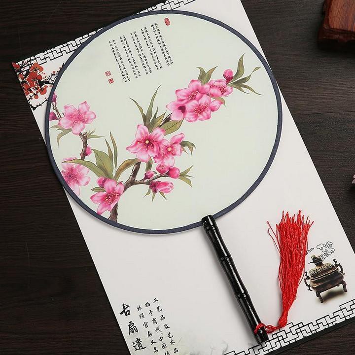 Quạt tròn cổ phong dây tuyến cán đen cổ trang quà tặng trang trí