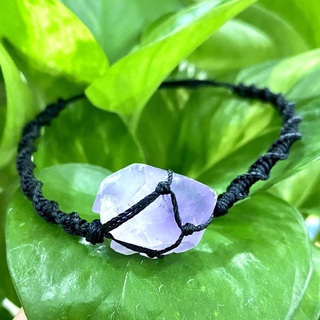 Vòng tay đá thạch anh Tím mầm thô, đan macrame