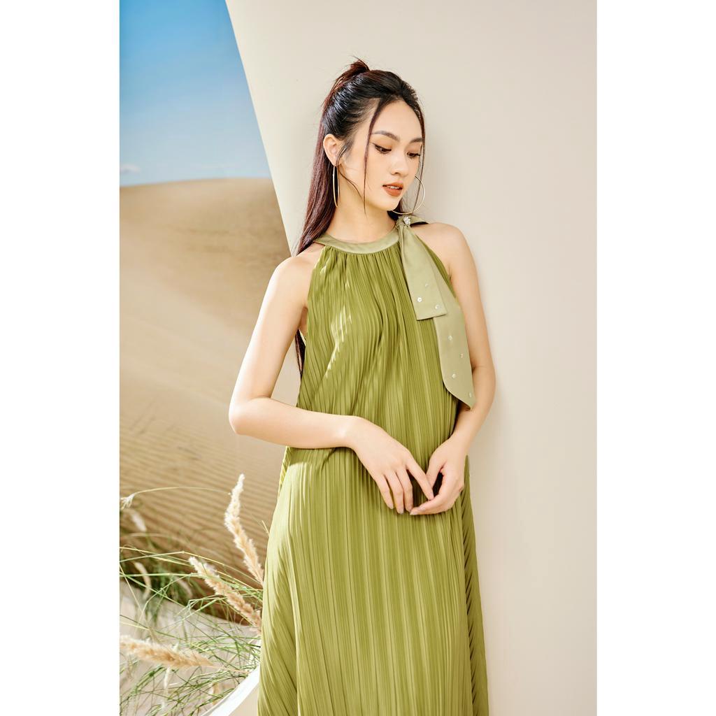 Váy cổ yếm Her25 váy dáng dài xếp ly màu xanh cốm