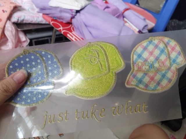 Hình dán nhiệt ánh nhũ sticker ủi nhiệt