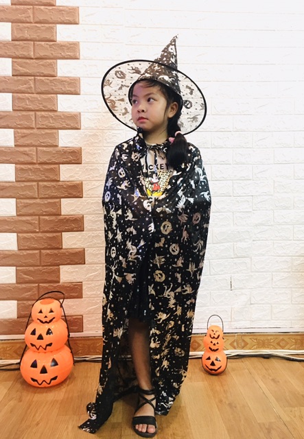 Áo choàng phù thủy hoá trang haloween kèm mũ