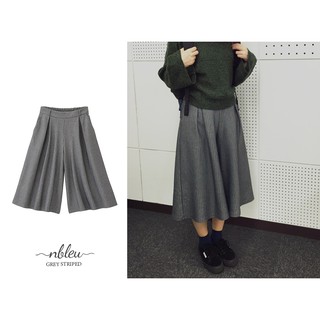 Quần culottes ống rộng xám kẻ đen cá tính nbleu