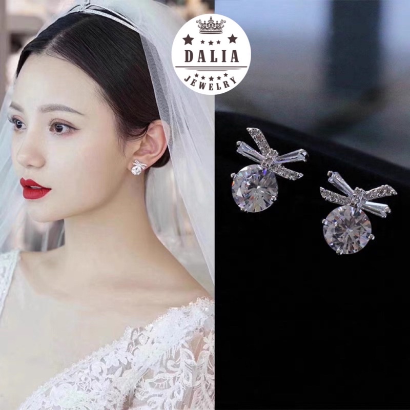 Bông tai cô dâu bạc ý đính đá đi tiệc DaLiA Jewelry hình đá pha lê trắng