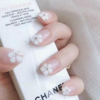 Bộ 24 móng tay giả nền cam thạch bông trắng