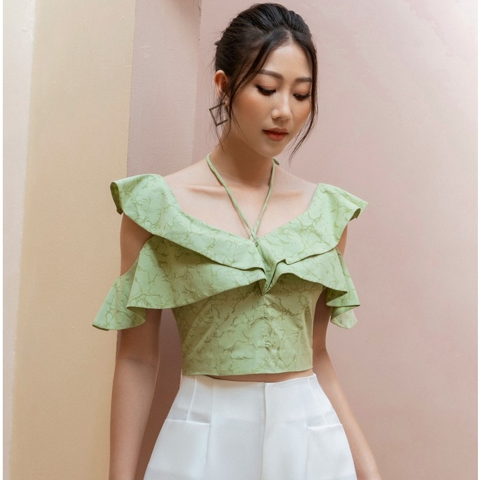 Áo nữ dáng ngắn croptop HeraDG vai bèo rủ nữ tính, đính cúc bọc trang trí nổi bật SAKBB3073