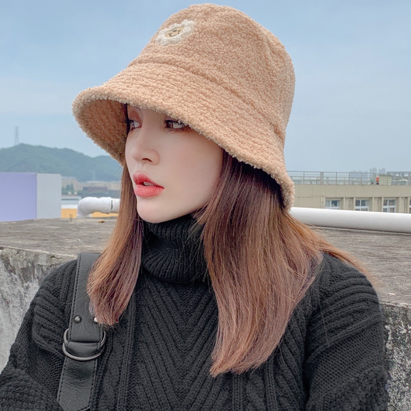 Korean retro style winter warm fur hat for women