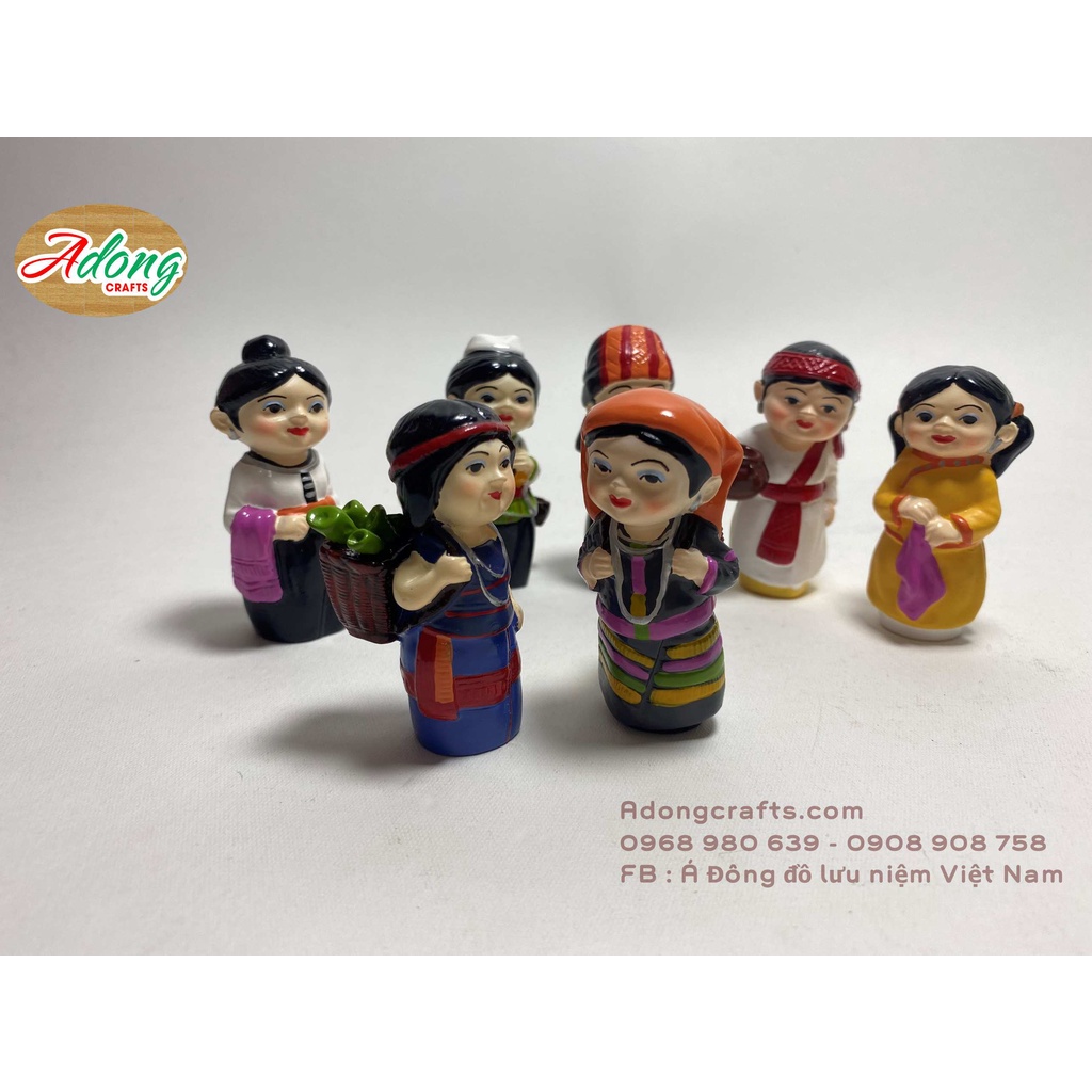 Bộ tượng 7 cô gái dân tộc Việt Nam khác nhau - mỗi  cô cao 7 cm. Quà lưu niệm trưng bày trang trí đặc sắc