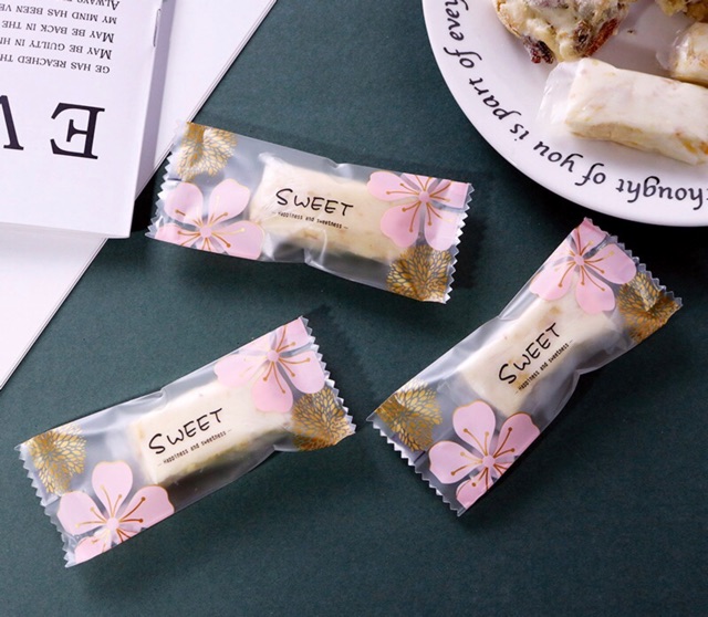 Túi nhựa kẹo nougat hoa đào - 200 cái hàn miệng túi (24.7)