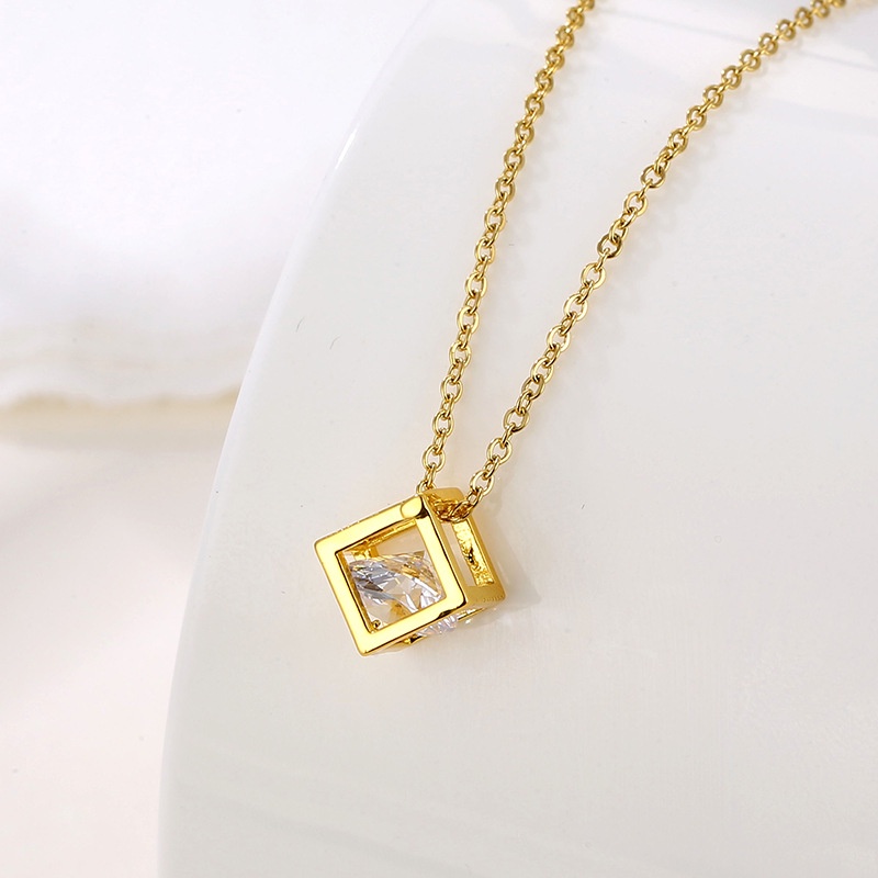 Dây chuyền nữ titan không gỉ mặt khối lập phương basic Her Accessories CT21