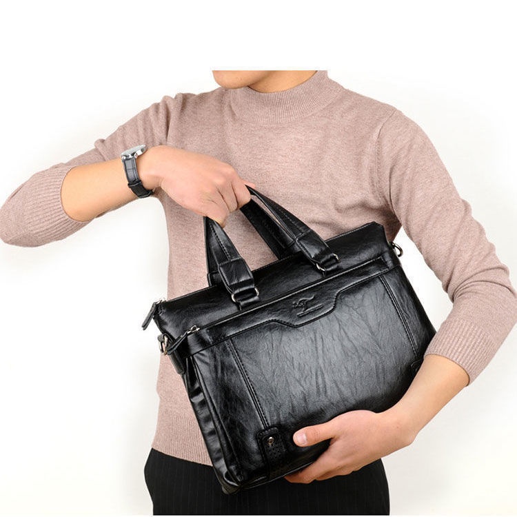 Túi xách da đeo chéo thời trang dành cho nam | BigBuy360 - bigbuy360.vn