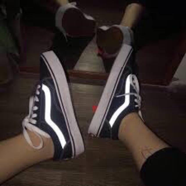 [Đủ hộp+Giấy tờ+ Quà tùy chọn] Giày thể thao nam nữ V.old đen, mũi da nỉ, sóng da, dải size 36-43.        . | BigBuy360 - bigbuy360.vn