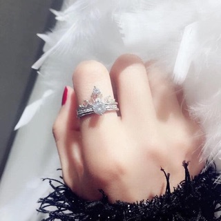 Set nhẫn vương miện