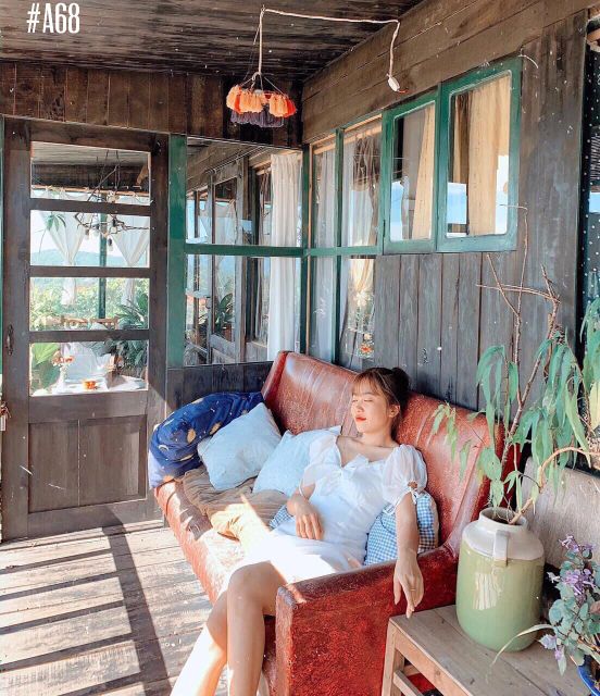 Đầm trắng xốp cột nơ xinh tươi