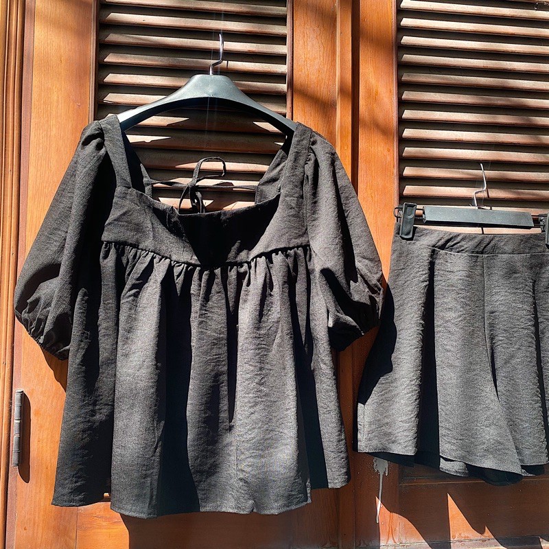 SET ĐỒ BERA SET màu trắng gồm áo và quần form chuẩn không kén dáng thiết kế sau lưng áo thắt nơ nhẹ | BigBuy360 - bigbuy360.vn