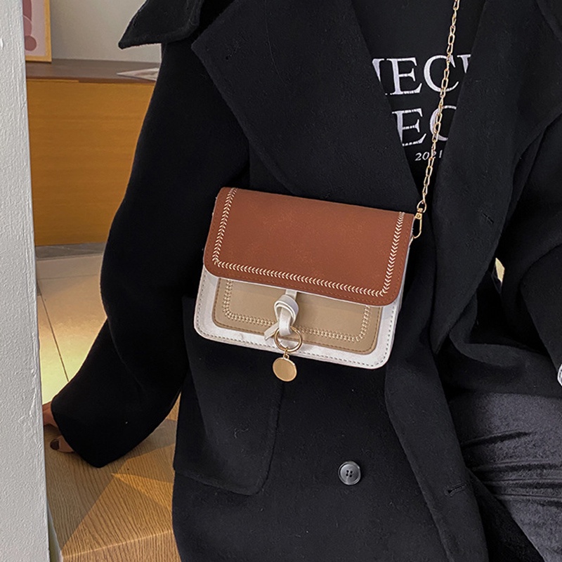 Túi đeo chéo màu sắc tương phản phong cách Hàn Quốc đơn giản