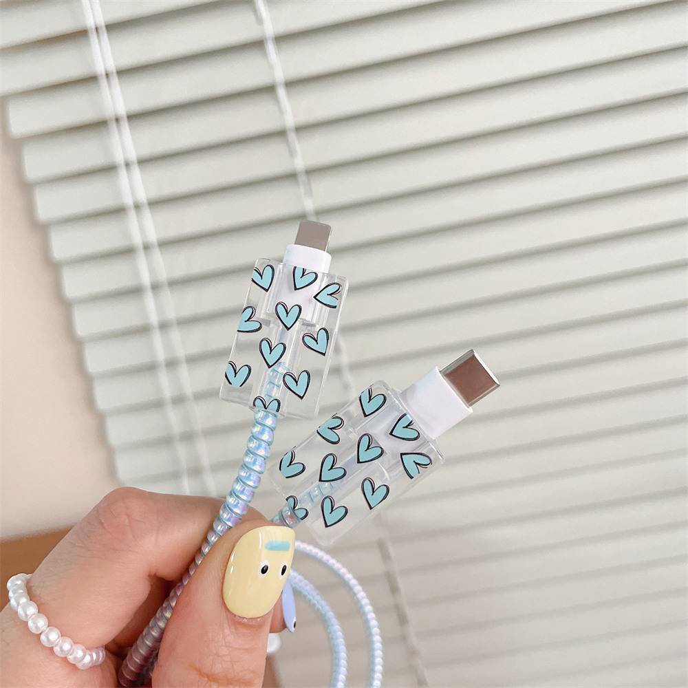 1 Bộ Vỏ Bọc Bảo Vệ Dây Cáp Sạc USB 18W / 20W Chống Cắn Họa Tiết Hoa / Trái Tim / Kaws Dễ Thương