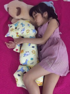 Gối ôm cá ngựa cho bé