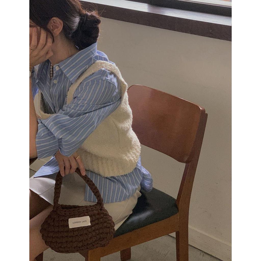 60635 Bên Ngoài Thời Trang Áo Yếm Trắng