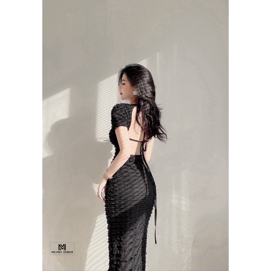 Váy body hở lưng