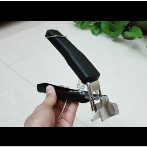 Rér●Giá Đỡ Kẹp Bát Đĩa Chống Bỏng Tiện Dụng Cho Lò Vi Sóng