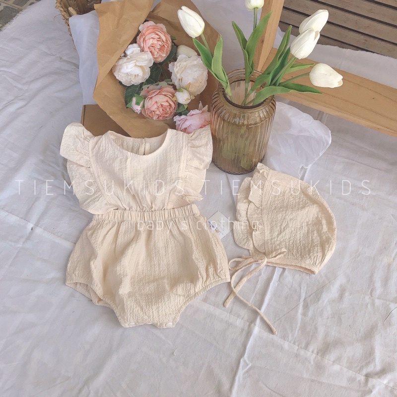 HÀNG THIẾT KẾ - Suit yếm hở eo bèo nhún xinh xắn kèm mũ bèo em bé gái