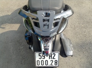 Phụ kiện SH 2020 đen bóng