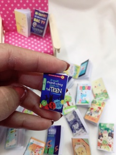 Sách, vở mini cho búp bê