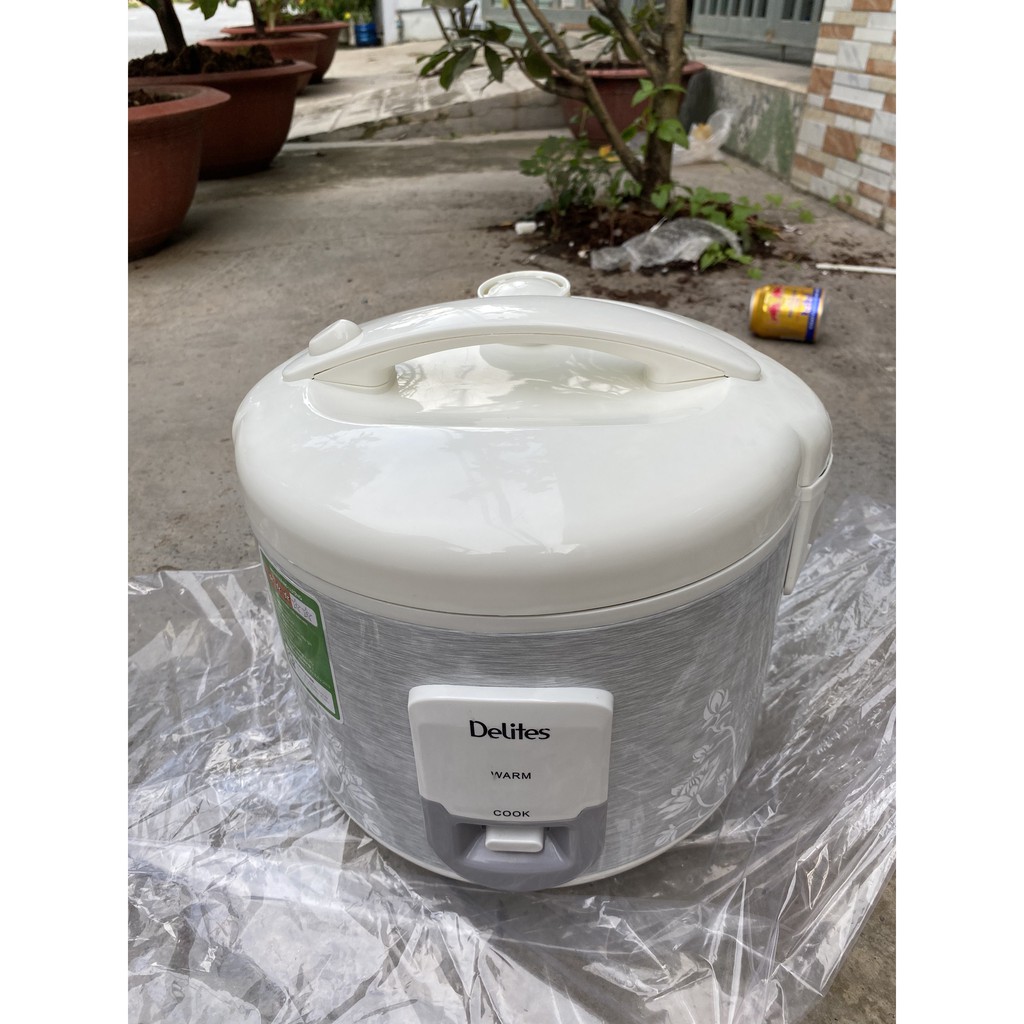 Nồi cơm điện Delites 1.8 lít NCG1805 - Hàng trưng bày