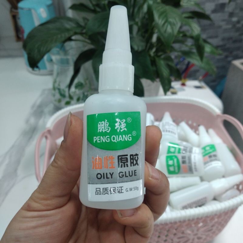 keo dán đa năng oily glue