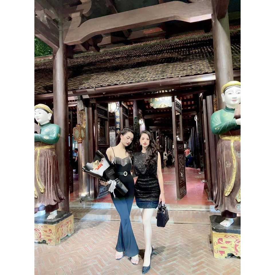 Đầm ôm body kim sa có độn vai đính khuy sát nách sang chảnh!